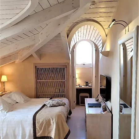 Novecento فندق بولونيا