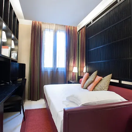 Hotel Novecento Bologna